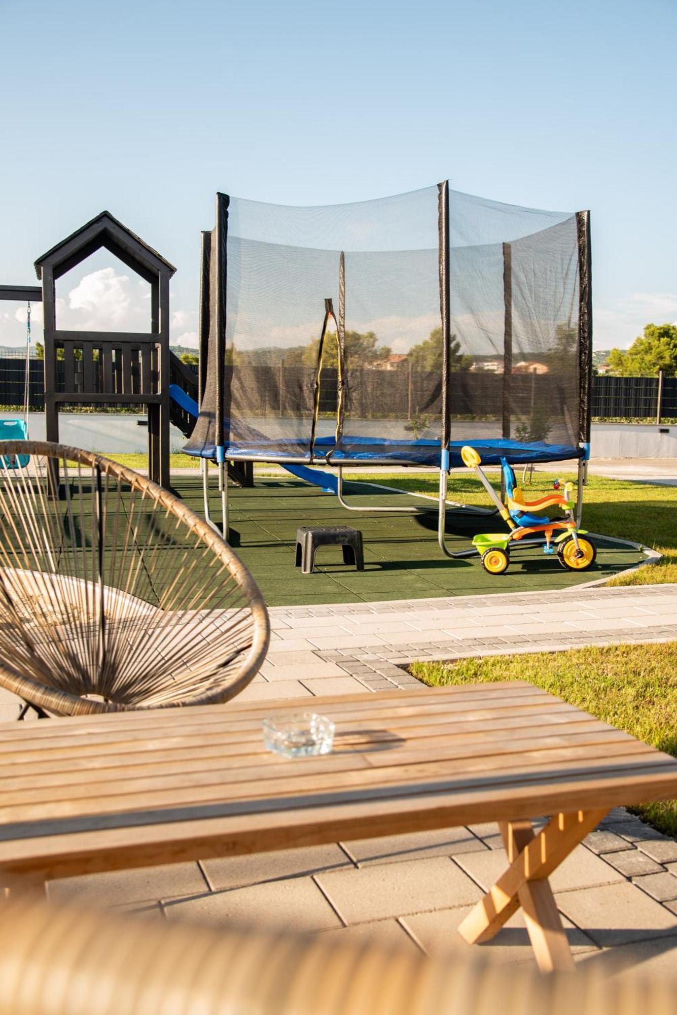 Luxury Apartments Alkar With Swimming Pool Ražanj Екстериор снимка