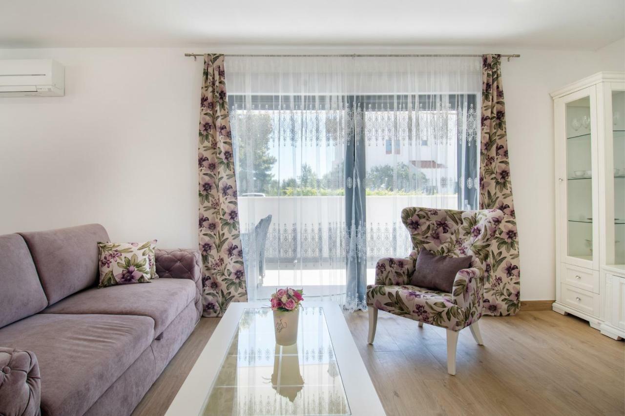 Luxury Apartments Alkar With Swimming Pool Ražanj Екстериор снимка