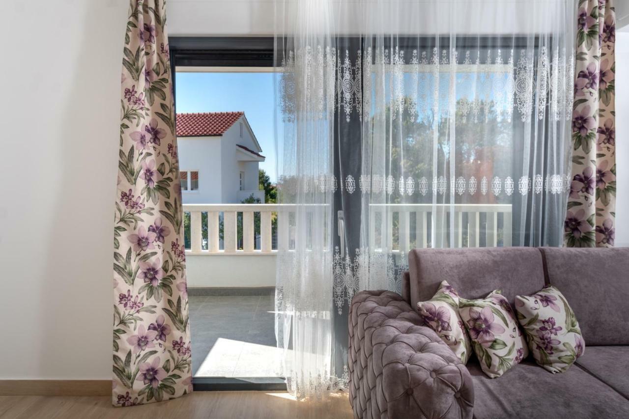 Luxury Apartments Alkar With Swimming Pool Ražanj Екстериор снимка