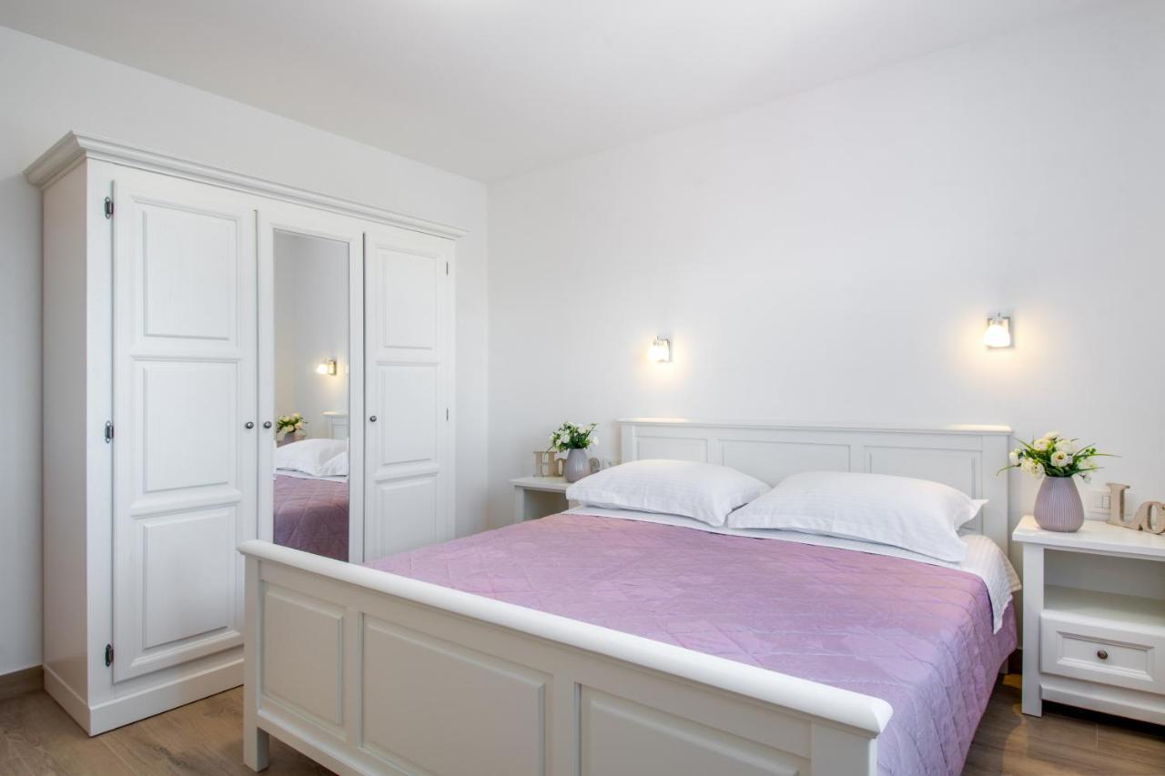 Luxury Apartments Alkar With Swimming Pool Ražanj Екстериор снимка